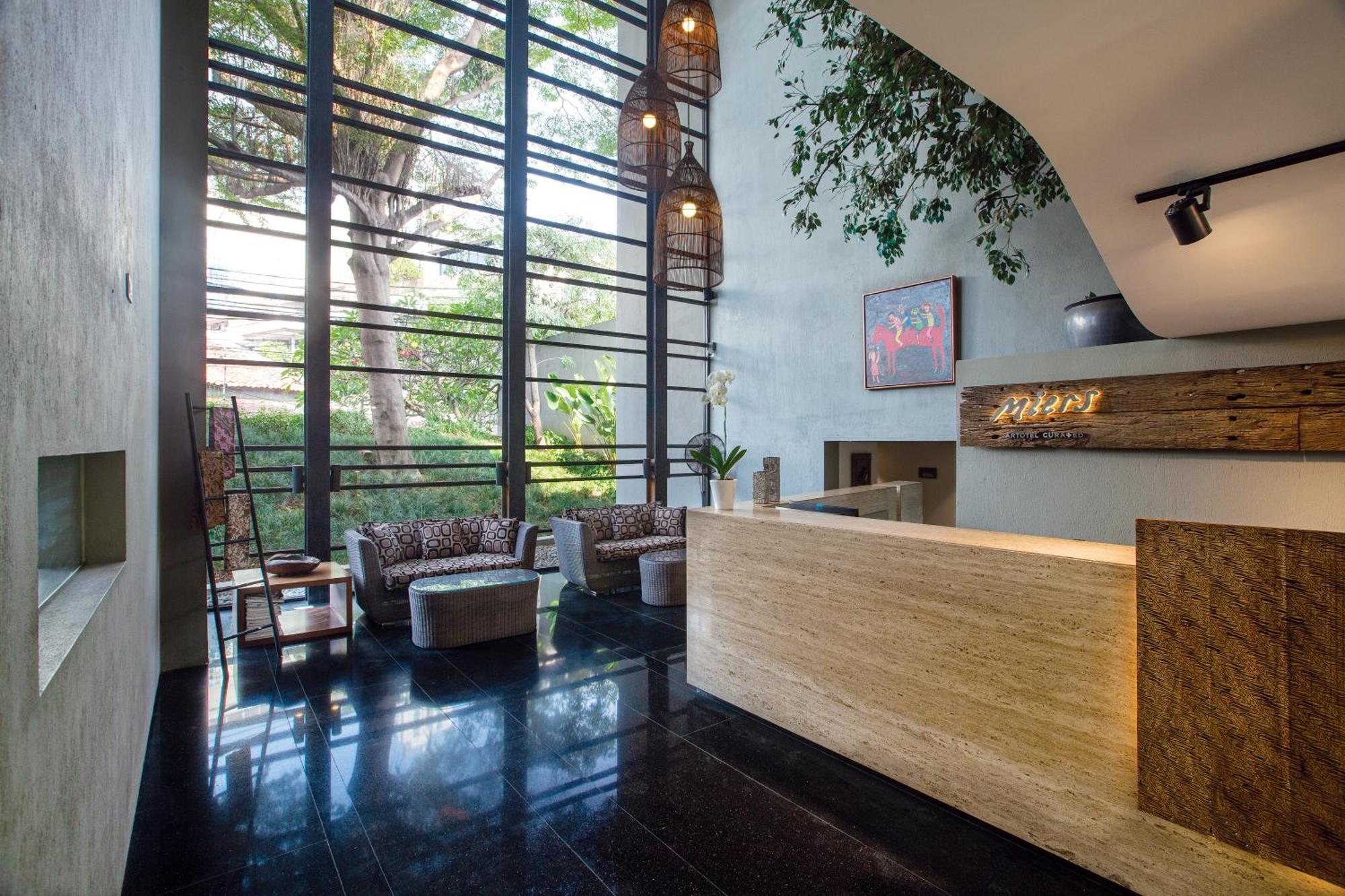 Miers Kuningan, Artotel Curated Jakarta Exteriör bild